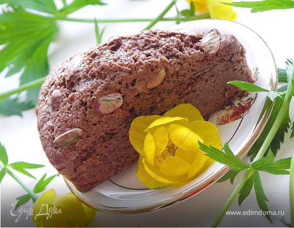 Шоколадные кексы с фисташками.