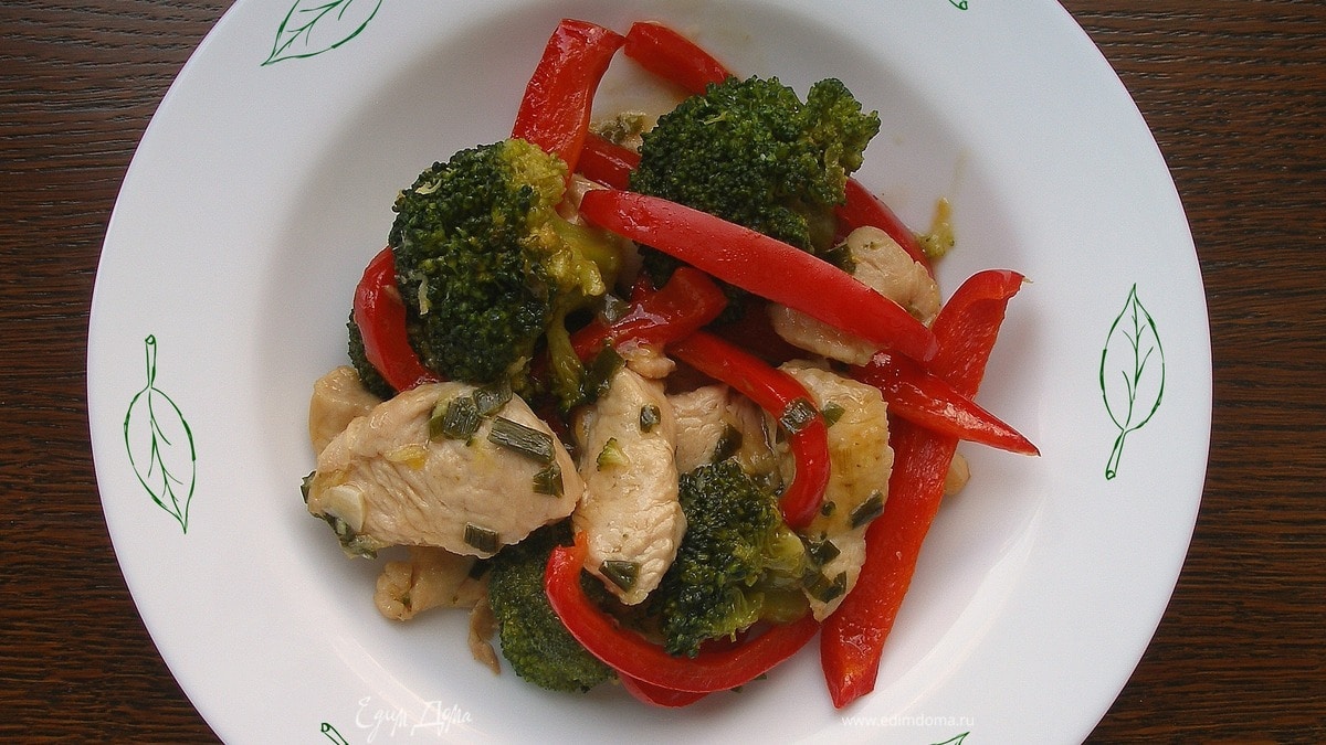 Овощное сотэ с имбирем