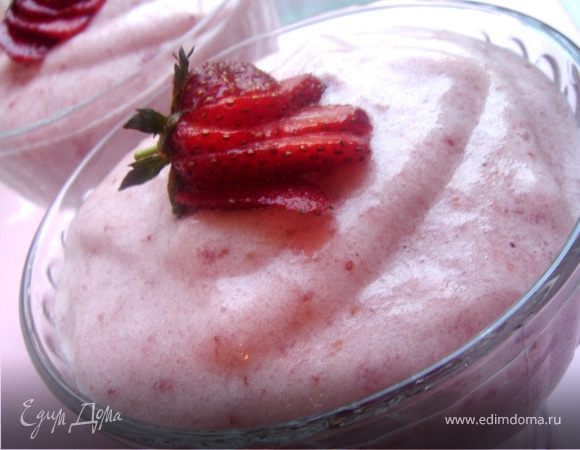 Клубничный самбук Клубничный самбук