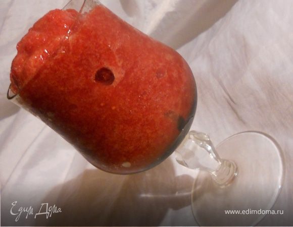 Клубничное сорбе с красным вином