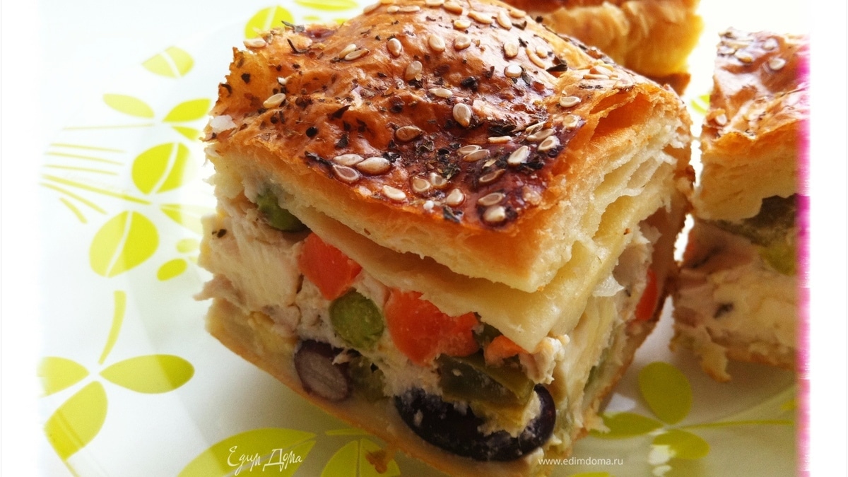 Пирог с овощами и курицей "Рина"