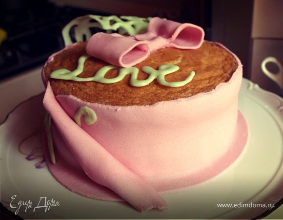 Торт с кардамоном и манго