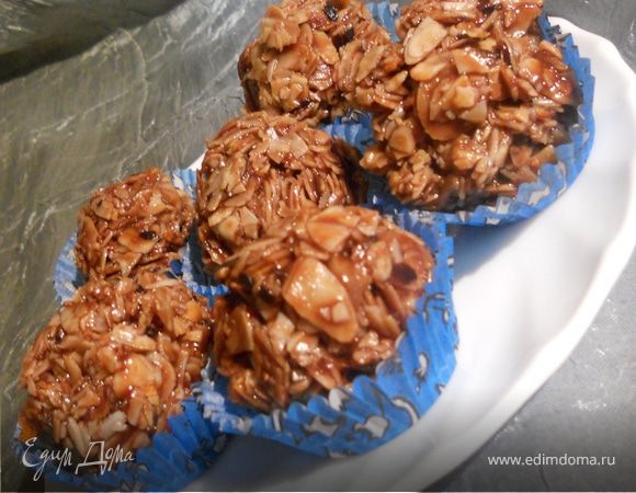 Конфеты "Миндальные лепестки в шоколаде" Конфеты "Миндальные лепестки в шоколаде"