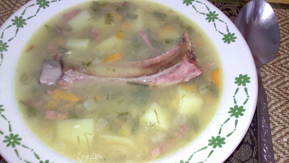 Вкус детства - гороховый суп с копченостями
