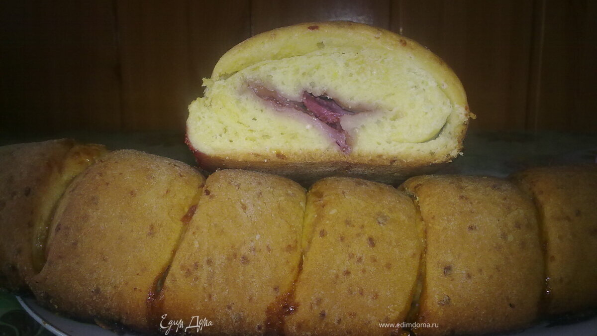 Рулет с творожным тестом