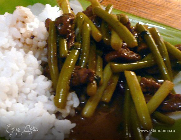 Побеги чеснока с мясом