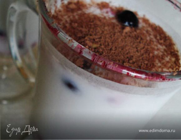 Ягодно-молочный десерт