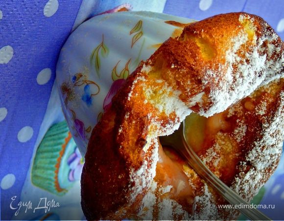 Нежнейший пудинг с ревнем и заварным кремом.