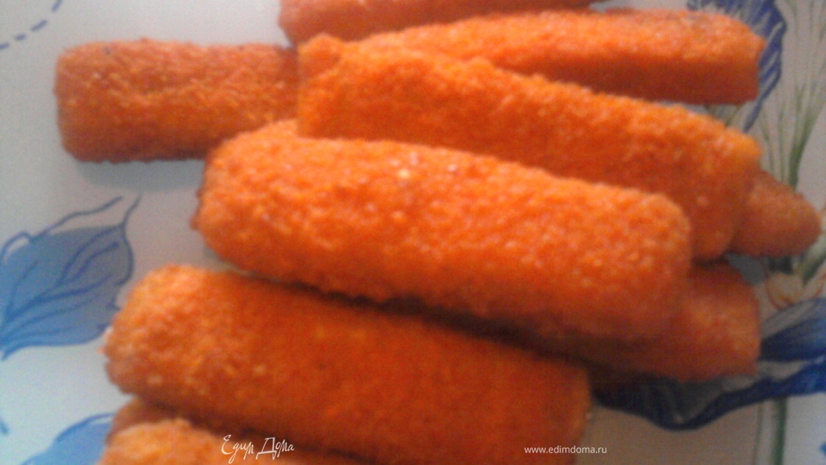 Рыбные палочки по-домашнему.
