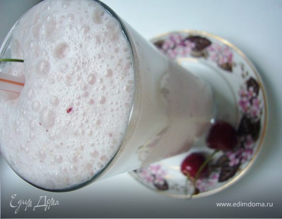 Коктейль "Земляника&черешня"