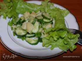 Салат из картофеля и огурцов