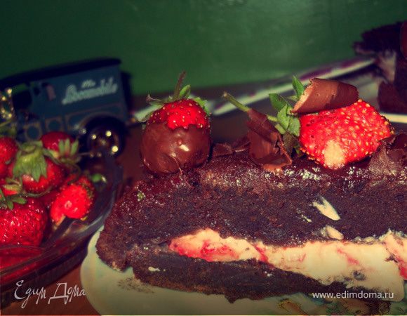 Шоколадно-клубничный торт "Сон в летнюю ночь"