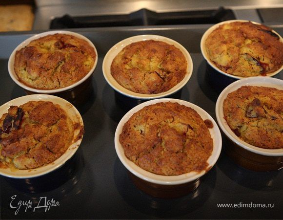 Маффины с персиками и овсяными хлопьями