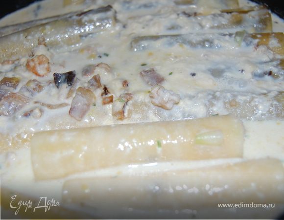 Каннелони с грибами под соусом карбонара Каннелони с грибами под соусом карбонара