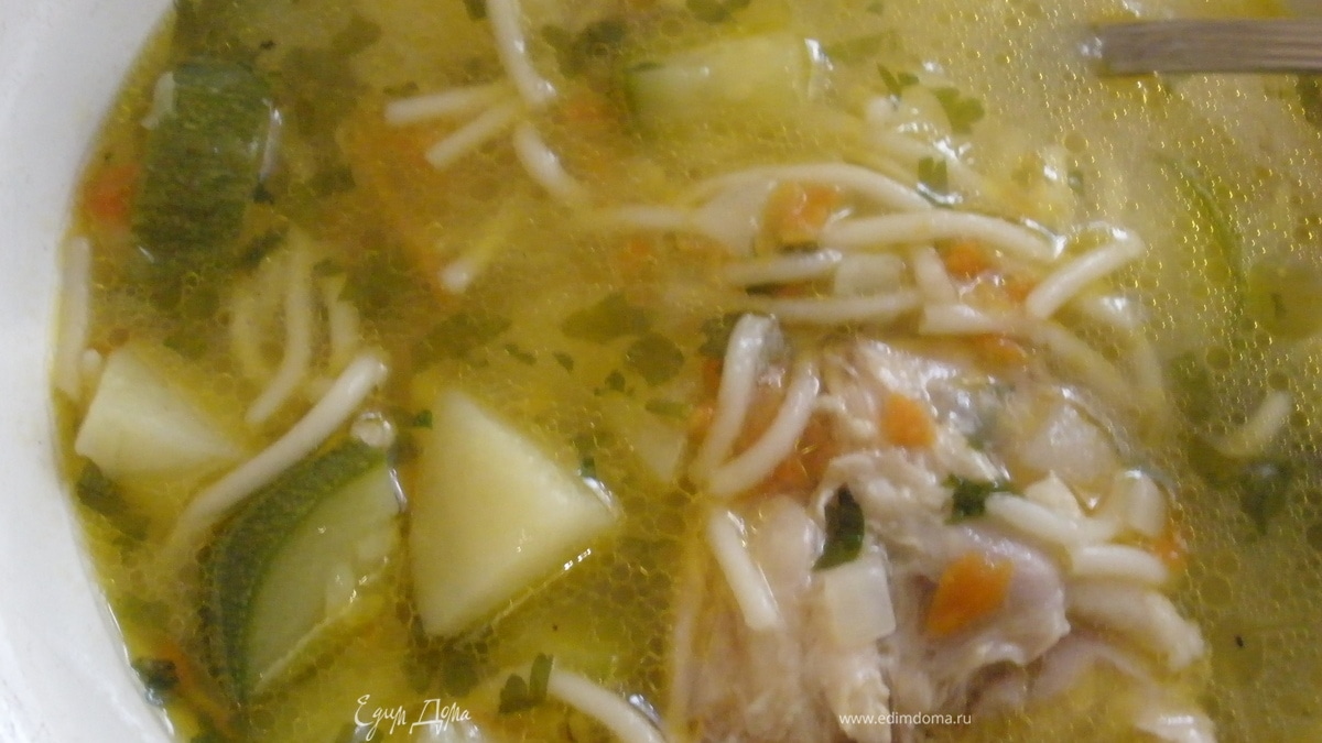 Куриный суп с цукини