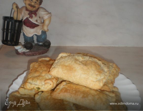 Пирожки с сыром фета  и шпинатом