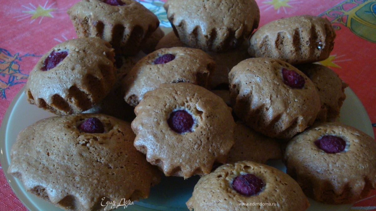 Маффины с малиной