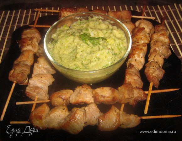 Свинина на шпажках или пикник на диване! Свинина на шпажках или пикник на диване!