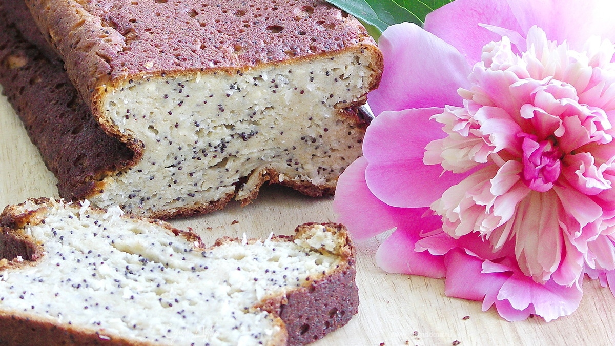 Сочный творожный кекс с маком