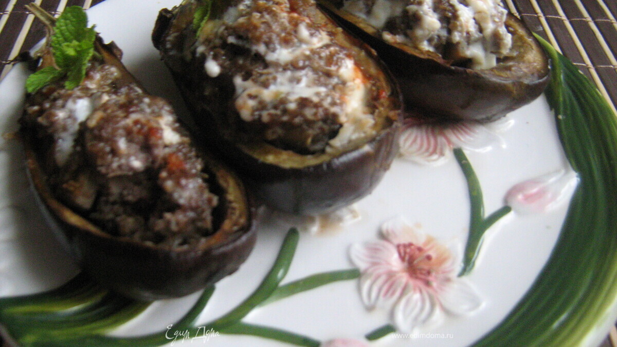 Фаршированные баклажаны.