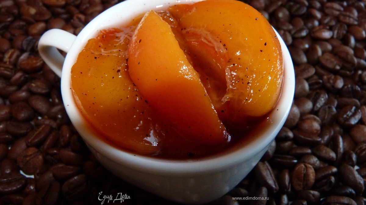 Варенье из нектаринов с кофе