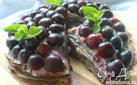 Рецепт Шоколадный блинный пирог с маскарпоне и черешней