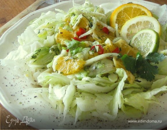 Салат из фенхеля с апельсинами в остром уксусном дрессинге Салат из фенхеля с апельсинами в остром уксусном дрессинге