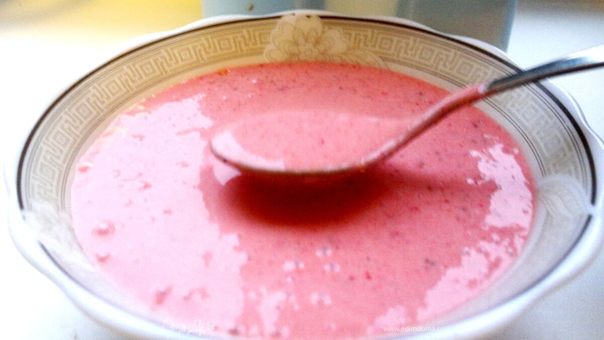 клубника со сметанкой