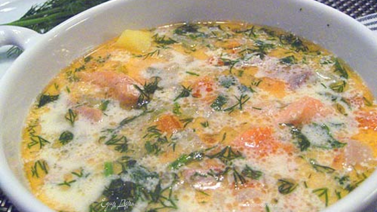 Рыбный суп с семгой и сливками