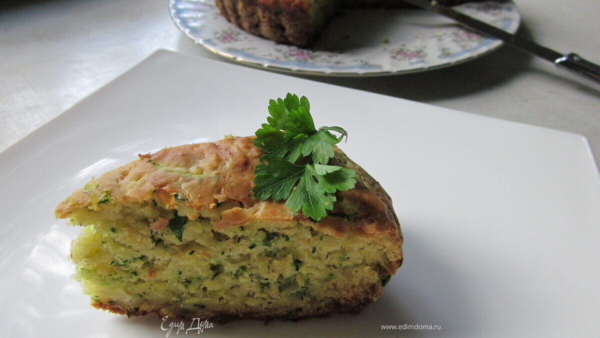 Сырно - кабачковый пирог