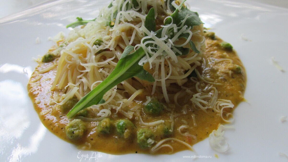 Спагетти с соусом из кабачков (обед в итальянском стиле № 2)