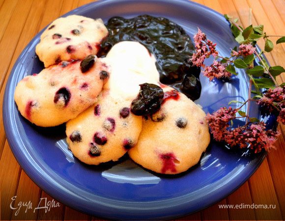 Ленивые вареники с черникой на пару Ленивые вареники с черникой на пару