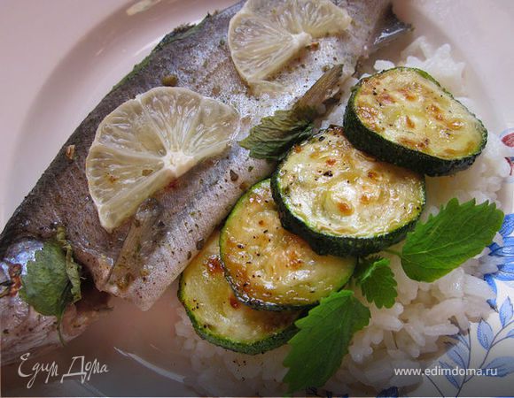 Форель радужная, запечённая в духовке Форель радужная, запечённая в духовке