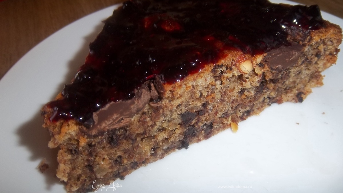 Шоколадный торт "Два ореха"