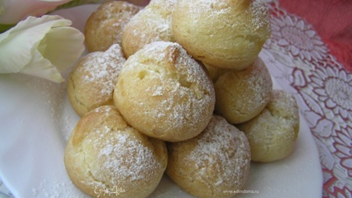 Профитроли с лимонным кремом