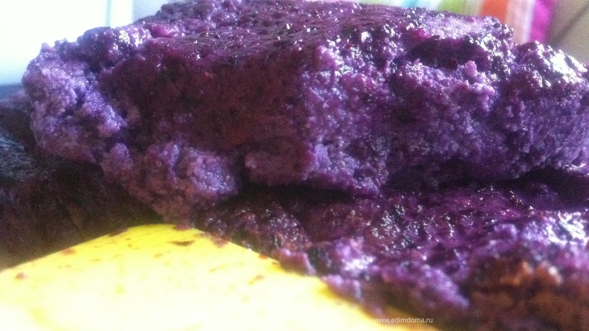 Творожная запеканка с черникой