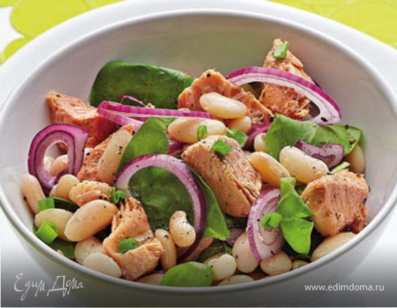 Дачный салат с фасолью и горбушей Дачный салат с фасолью и горбушей