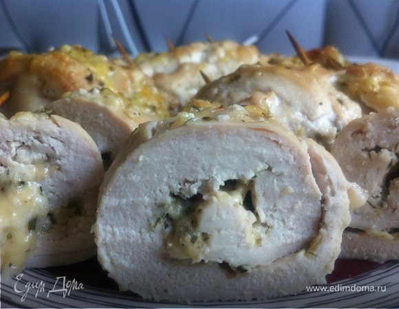 Куриный рулет с сыром Куриный рулет с сыром
