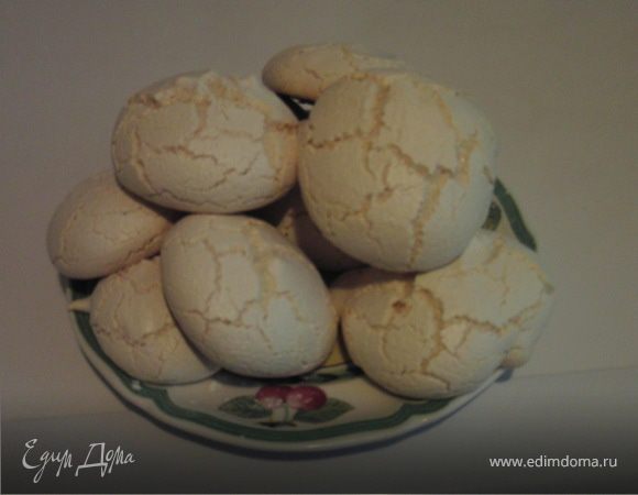 миндальное печенье.