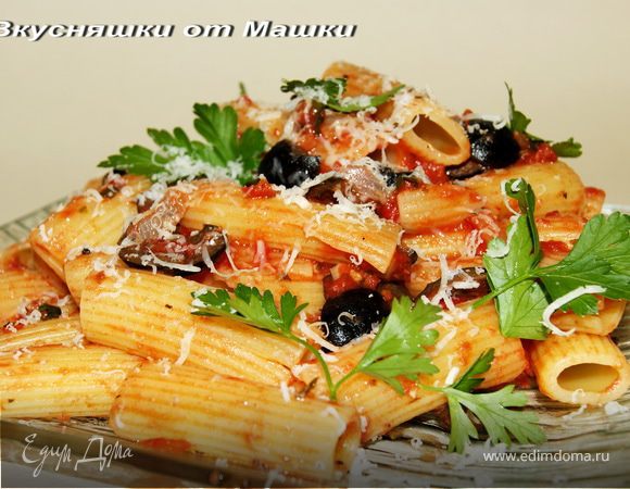 Ригатони  с томатным соусом