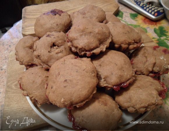 Мини-пироги с красной смородиной Мини-пироги с красной смородиной