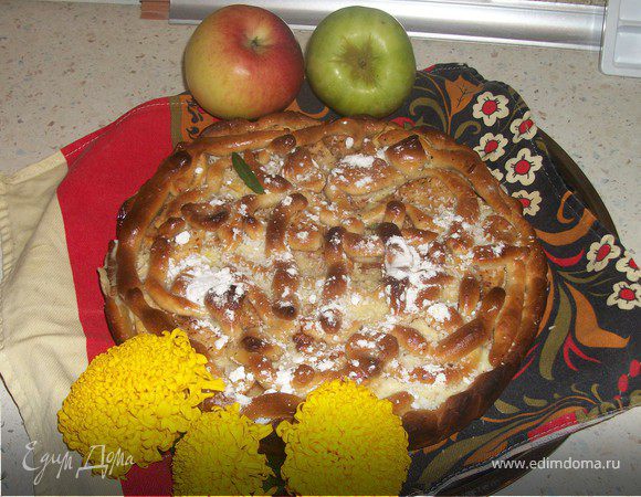 Медовый пирог "Райское яблочко" Медовый пирог "Райское яблочко"