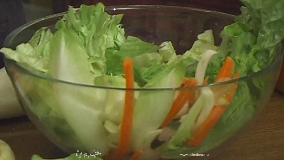 Салат со сметанной заправкой 