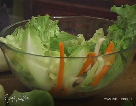 Салат со сметанной заправкой Салат со сметанной заправкой