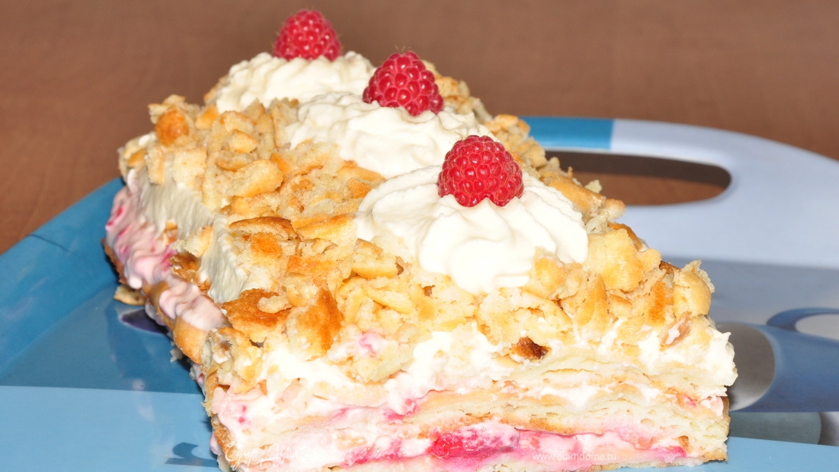 Пирожные "Нежность" с малиной