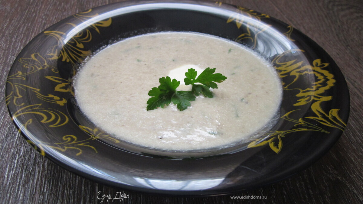 Суп-пюре с цукини и грибами