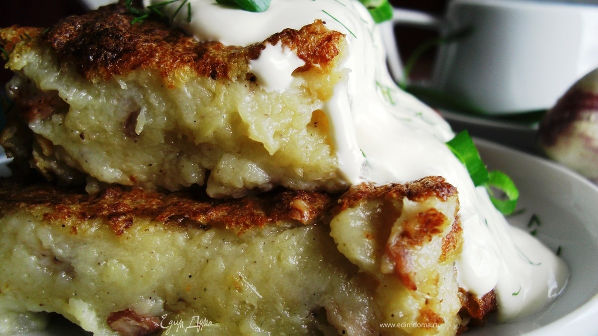 Традиционная картофельная бабка (кугелис)