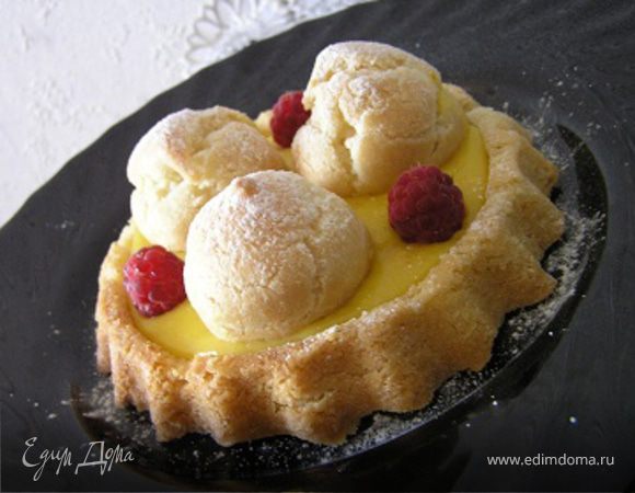 Цитрусовый тарт с профитролями