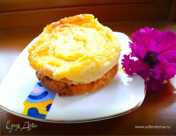 Пирожные творожные с португальским заварным кремом