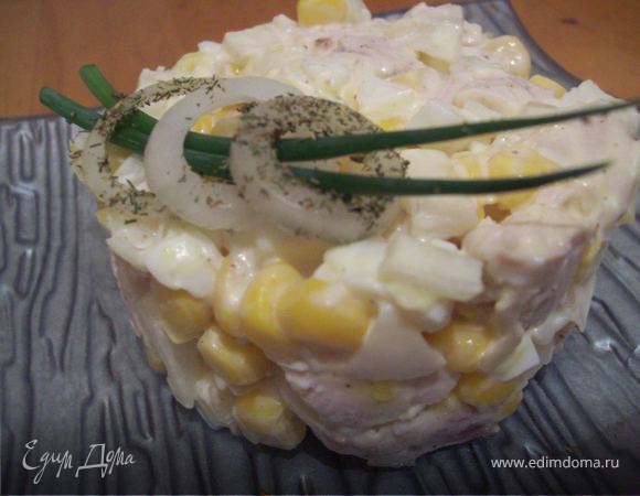 Салат с курицей и белым перцем